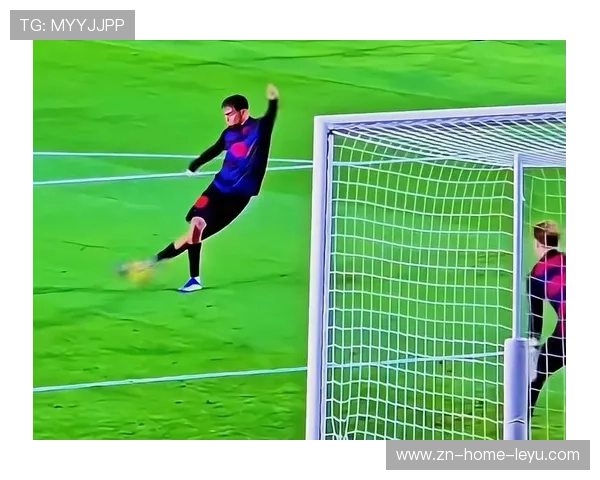 亚马尔禁区内完成射门