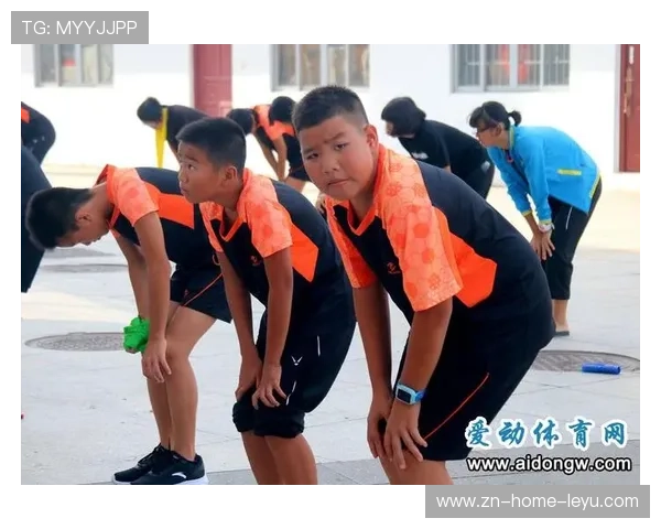 游泳少年队迎来新教练，河南游泳队少年队