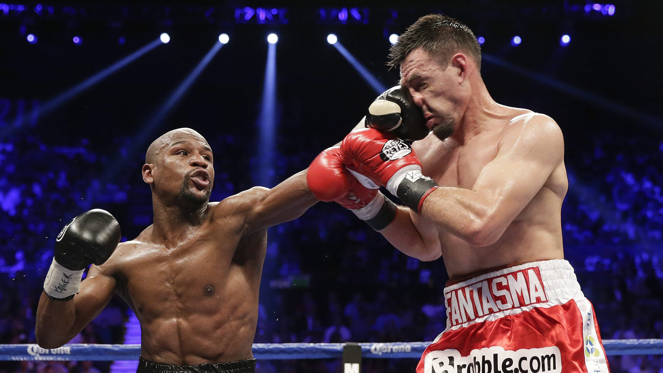 曼联在联赛中全取三分，积分追赶领先者